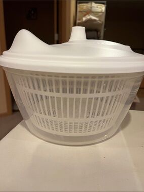 IKEA White Salad Spinner with Lid - Kitchen Prep Bowl